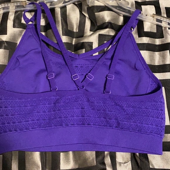Gymshark Bra - Picture 2 of 2
